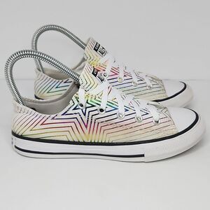 Converse Chuck Taylor All Star iruditicent star sneakers.